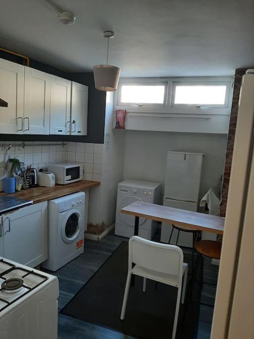 Lovely Budget Double Ensuite In Bricklane London Eksteriør billede